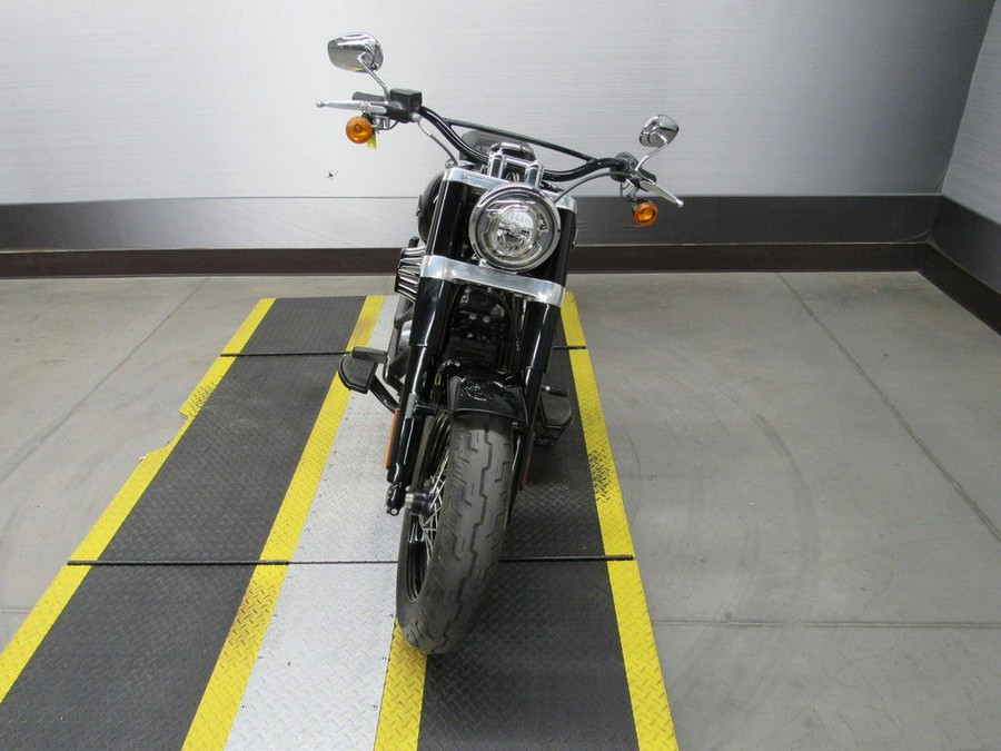 2020 Harley-Davidson® FLSL - Softail® Softail Slim®