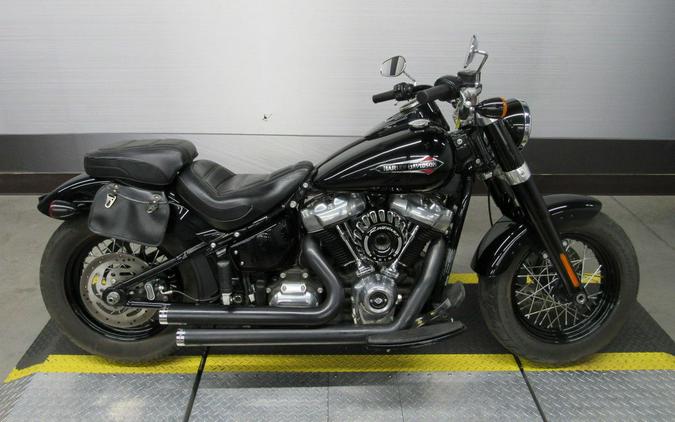 2020 Harley-Davidson® FLSL - Softail® Softail Slim®