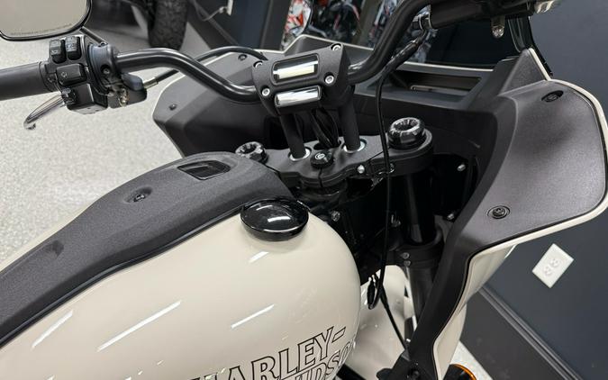 2023 Harley-Davidson Low Rider® ST