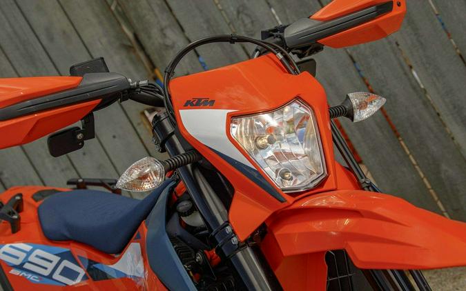 2023 KTM SMC 690 R