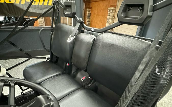 2025 Can-Am Defender DPS HD7