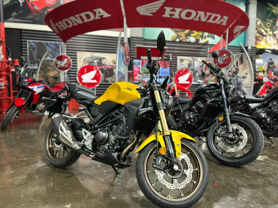 2025 Honda CB300R ABS