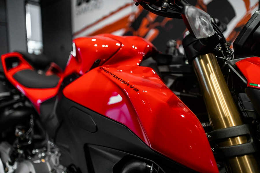 2026 Ducati Streetfighter V2 896