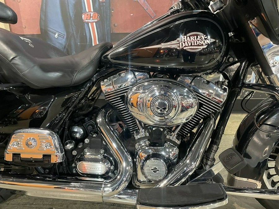 2012 Harley-Davidson FLHTC - Electra Glide Classic