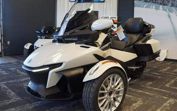 2026 Can-Am® Spyder RT Limited Dark