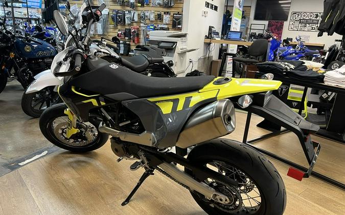 2024 Husqvarna® 701 Supermoto