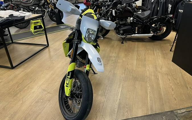 2024 Husqvarna® 701 Supermoto