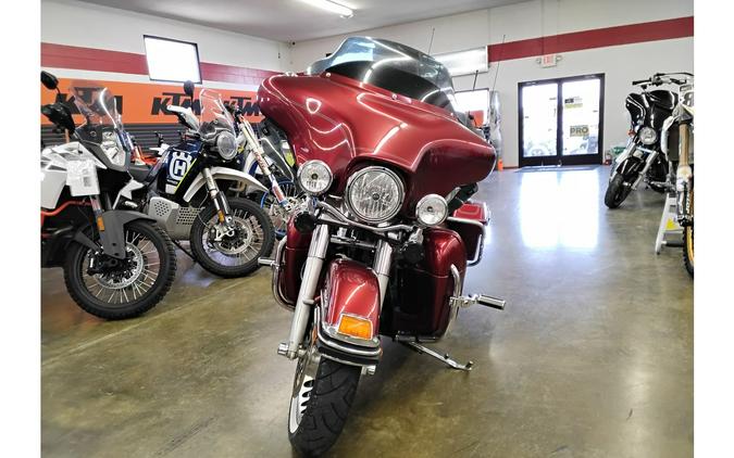 2010 HD ULTRA CLASSIC ELECTRA GLIDE - Harley-Davidson®