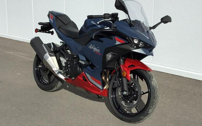 2026 Kawasaki Ninja® 500 ABS Metallic Matte Twilight Blue
