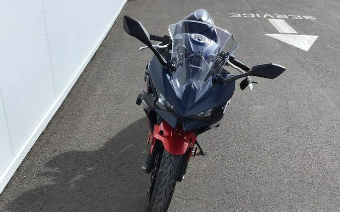 2026 Kawasaki Ninja® 500 ABS Metallic Matte Twilight Blue