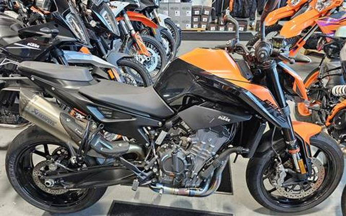 2021 KTM 890 Duke First Look Preview