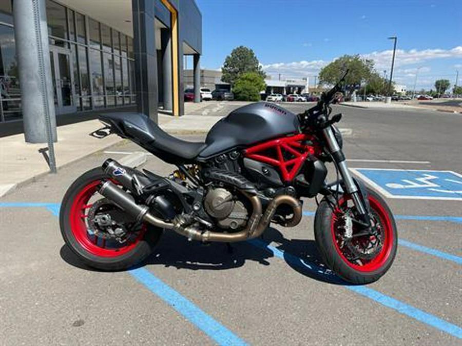 2017 Ducati Monster 821