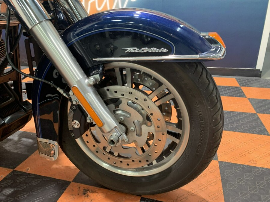 USED 2012 HARLEY-DAVIDSON TRI-GLIDE ULTRA CLASSIC FLHTCUTG FOR SALE NEAR LAKEVILLE, MN