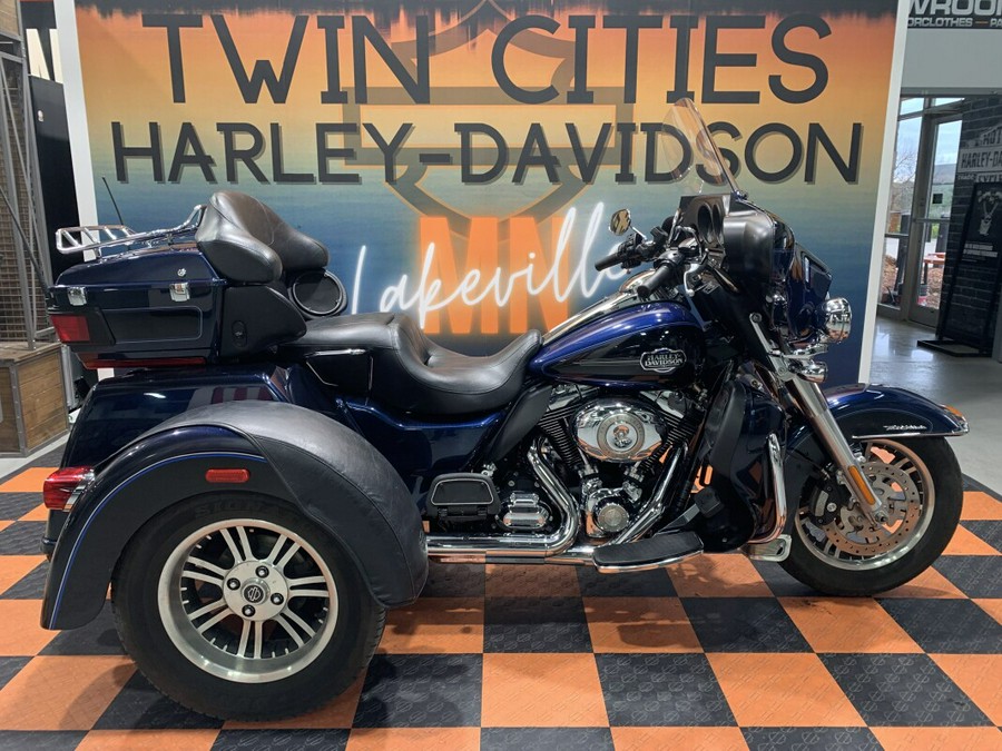 USED 2012 HARLEY-DAVIDSON TRI-GLIDE ULTRA CLASSIC FLHTCUTG FOR SALE NEAR LAKEVILLE, MN