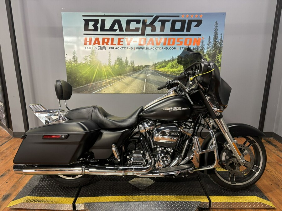 2017 Harley-Davidson® Street Glide® Special BLACK DENIM