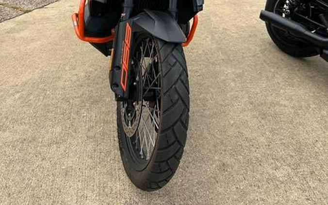 2021 KTM 890 Adventure