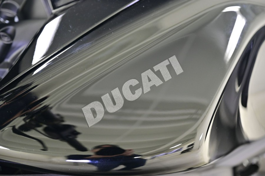 2024 Ducati Diavel V4