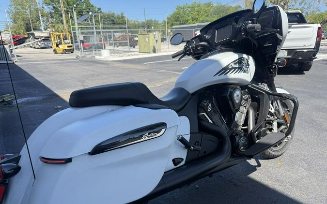 2025 Indian Motorcycle® Chieftain® PowerPlus Dark Horse® Ghost White Metallic Smoke