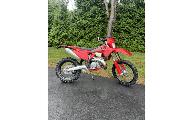 2027 GASGAS EC 300