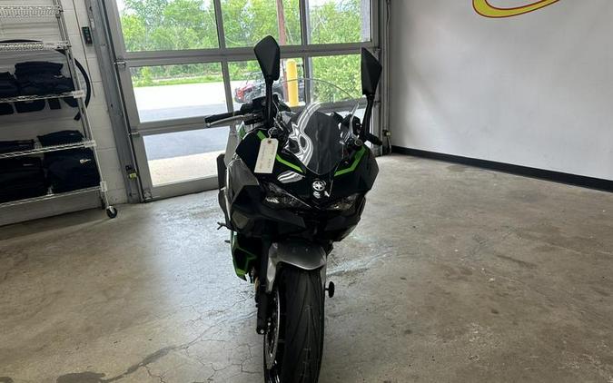 2024 Kawasaki Ninja® 7 Hybrid ABS