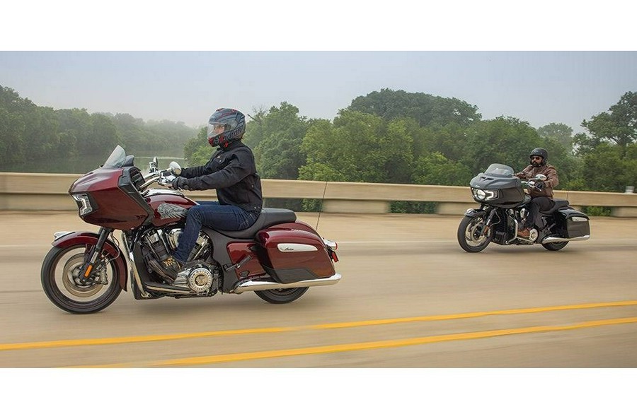 2022 Indian Motorcycle Indian Challenger Limited - MAROON METALLIC