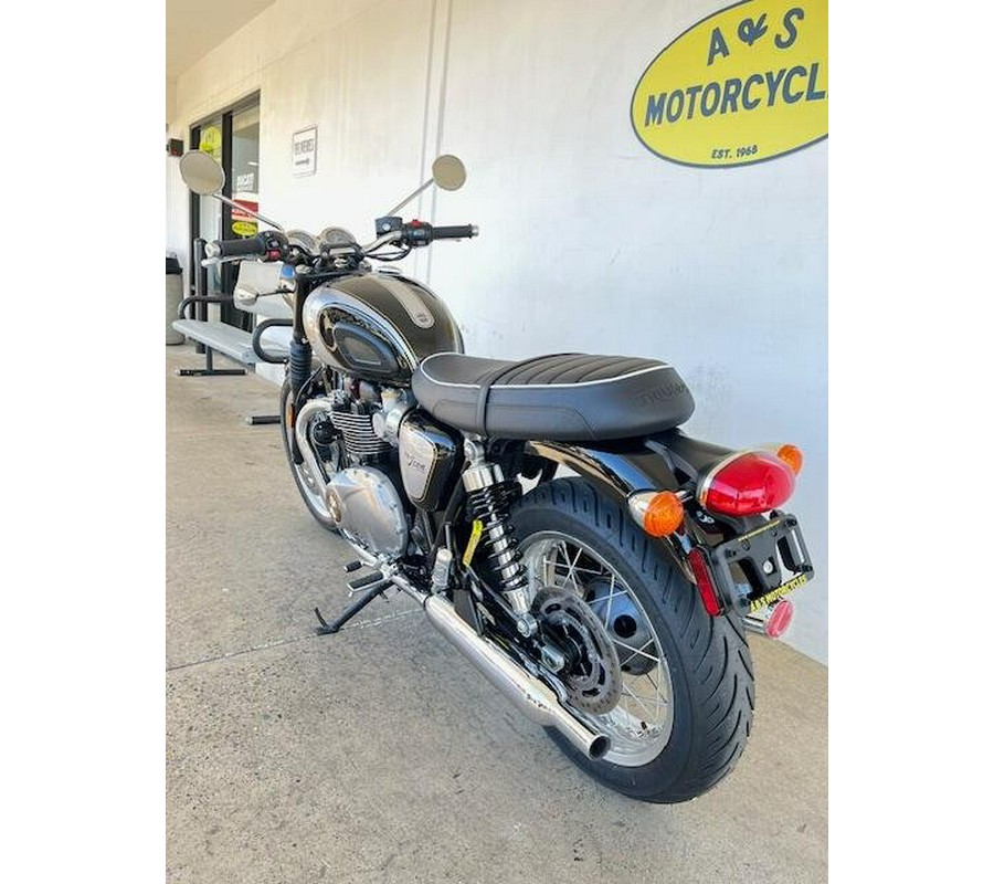 2025 Triumph BONNEVILLE T120