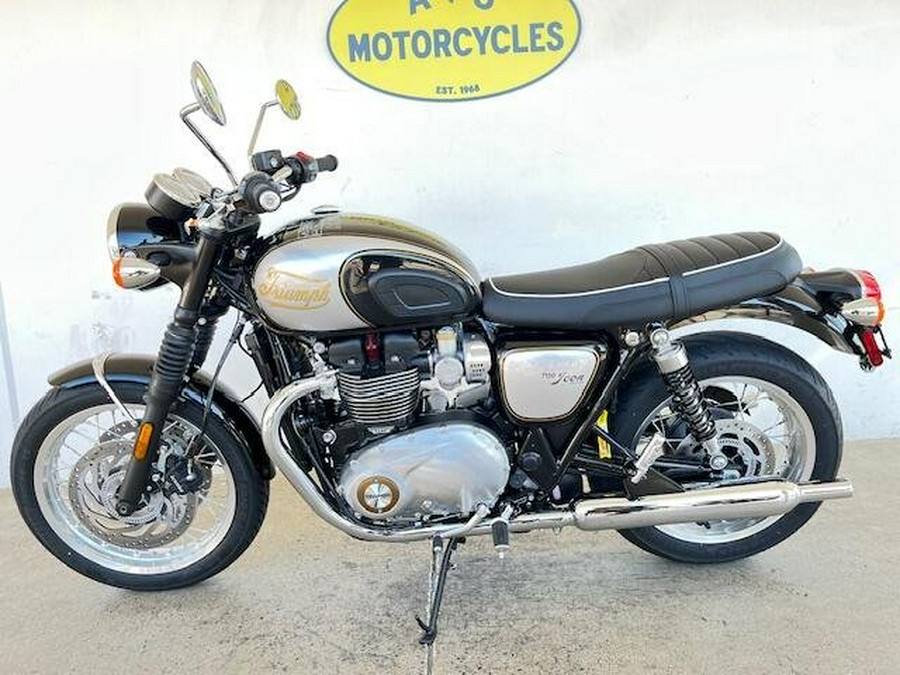 2025 Triumph BONNEVILLE T120