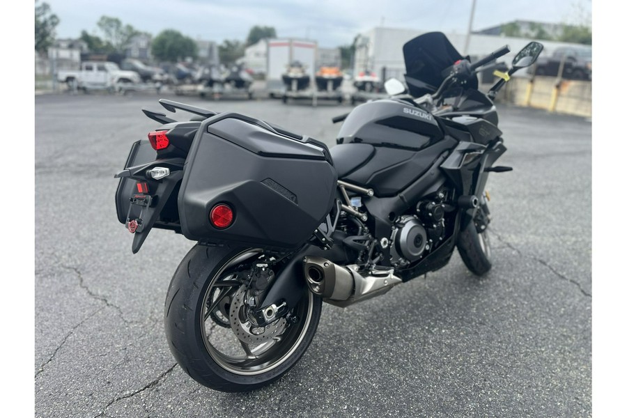 2024 Suzuki GSX-S1000GT+
