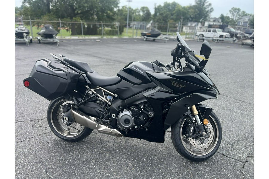 2024 Suzuki GSX-S1000GT+