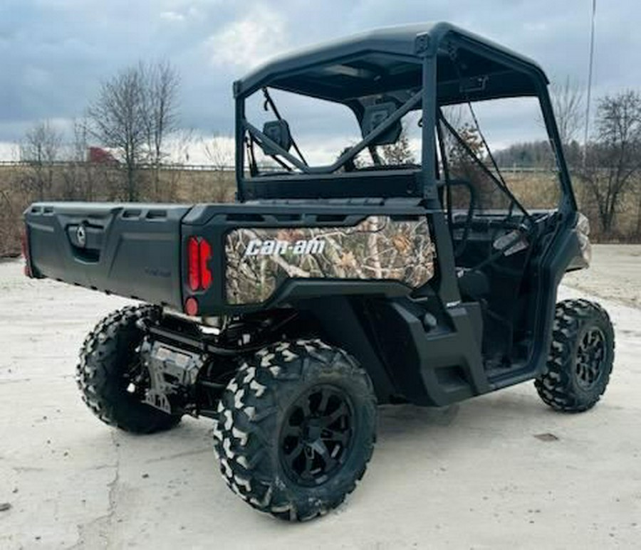 2024 Can-Am Defender XT HD7