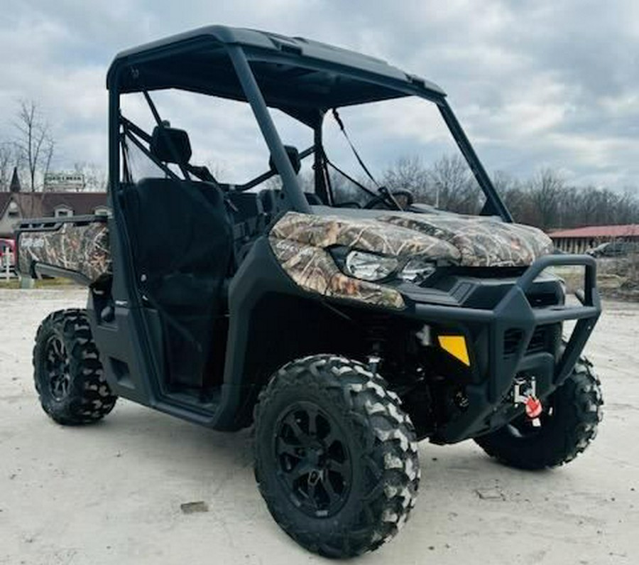 2024 Can-Am Defender XT HD7