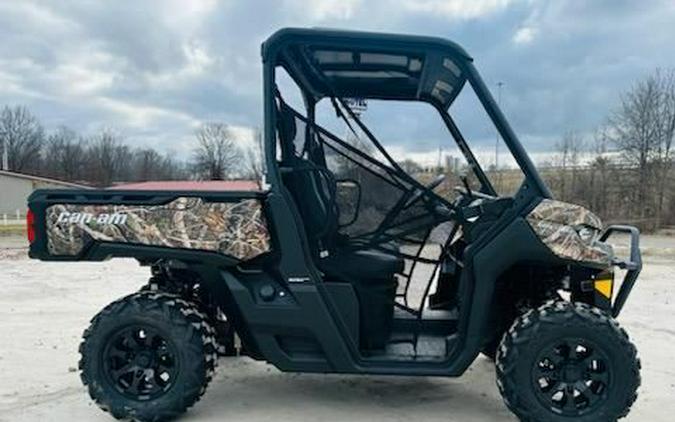 2024 Can-Am Defender XT HD7