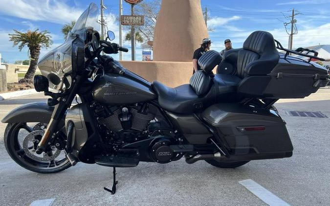 2021 Harley-Davidson® FLHTKSE - CVO™ Limited