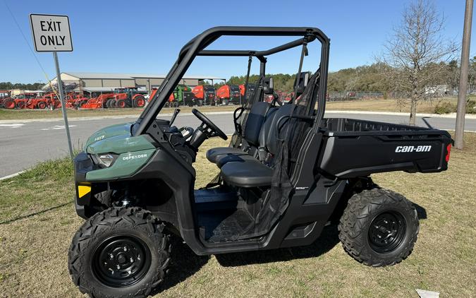 2026 Can-Am Defender HD7