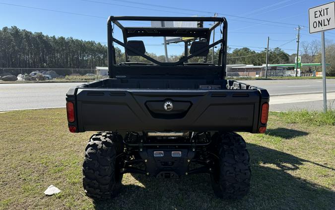 2026 Can-Am Defender HD7