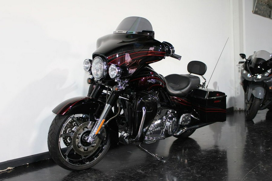 2011 Harley-Davidson FLHXSE2 - CVO Street Glide