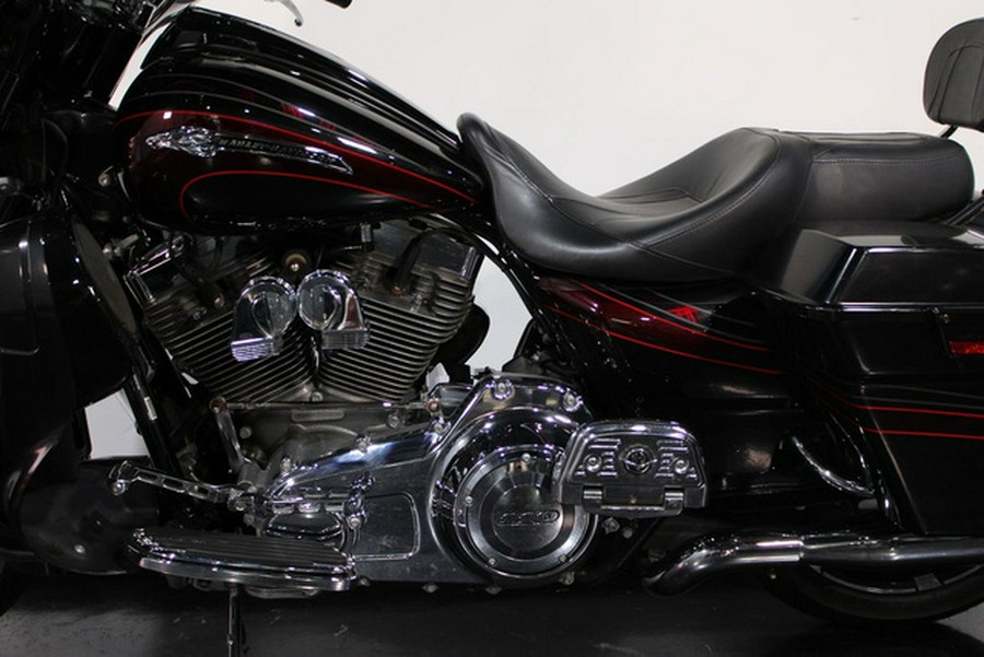 2011 Harley-Davidson FLHXSE2 - CVO Street Glide