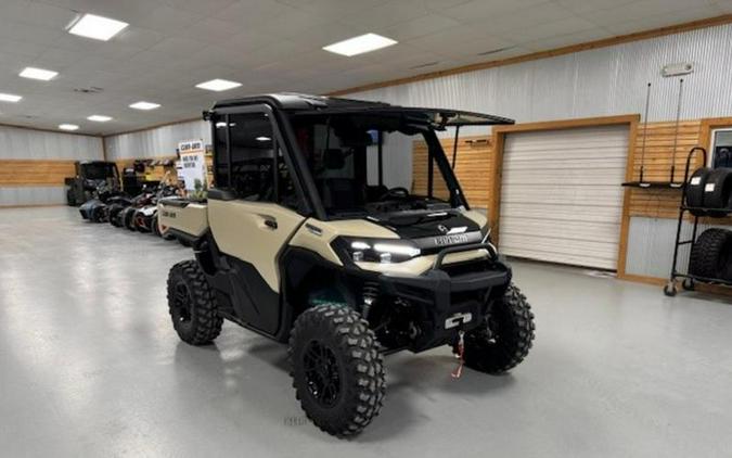 2026 Can-Am® Defender Limited HD11 Desert Tan & Carbon Black