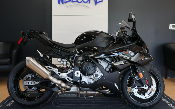 2026 BMW S 1000 RR