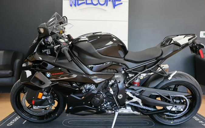 2026 BMW S 1000 RR