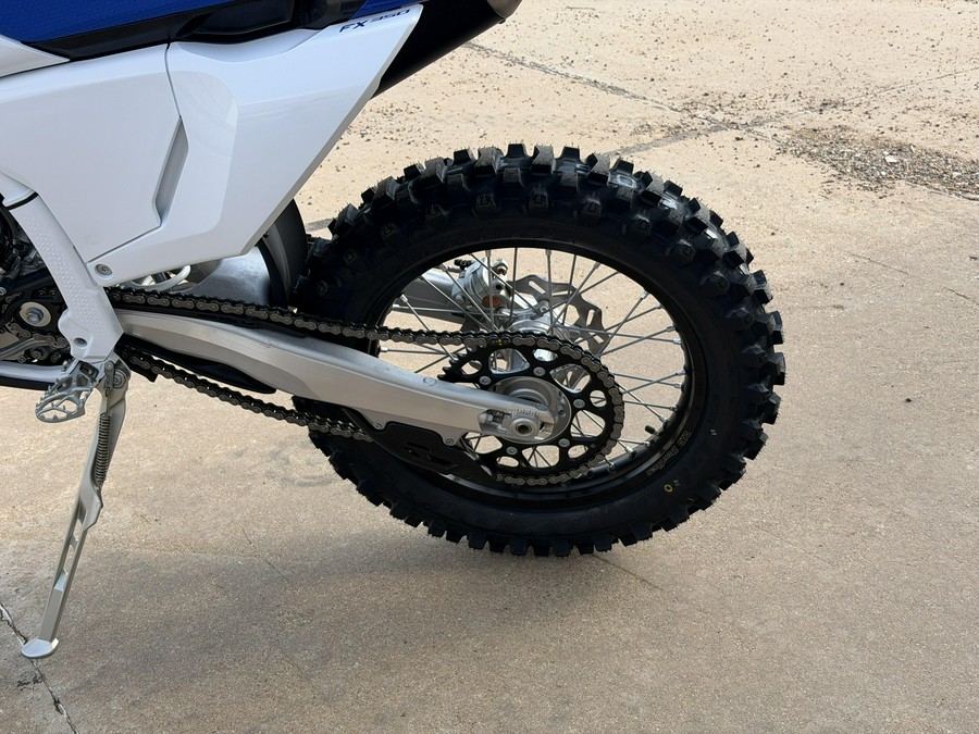 2027 HUSQVARNA FX 350