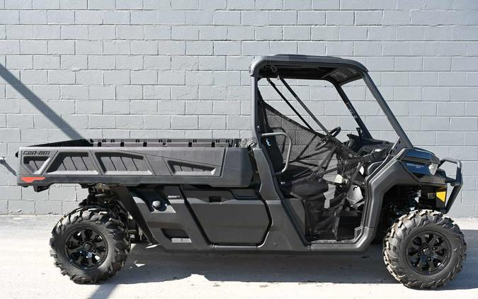 2023 Can-Am® Defender PRO XT HD10