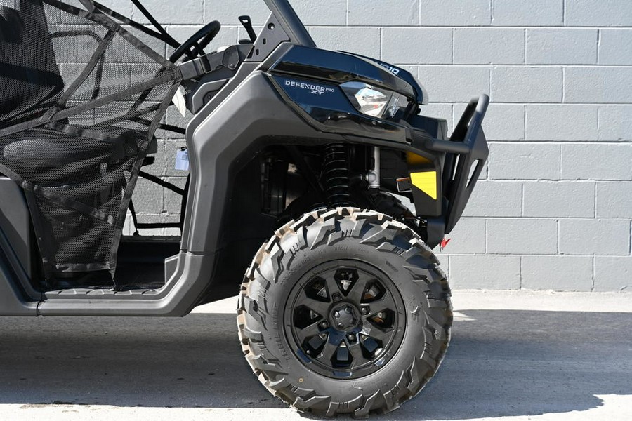 2023 Can-Am® Defender PRO XT HD10