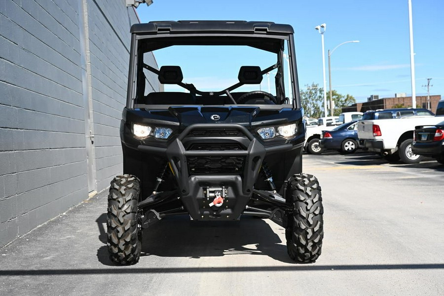 2023 Can-Am® Defender PRO XT HD10