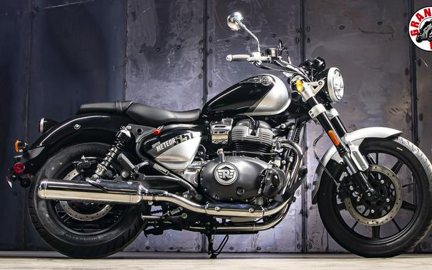 2024 Royal Enfield Super Meteor 650 Interstellar Grey