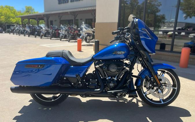 2024 Harley-Davidson® Street Glide® Blue Burst - Black Finish