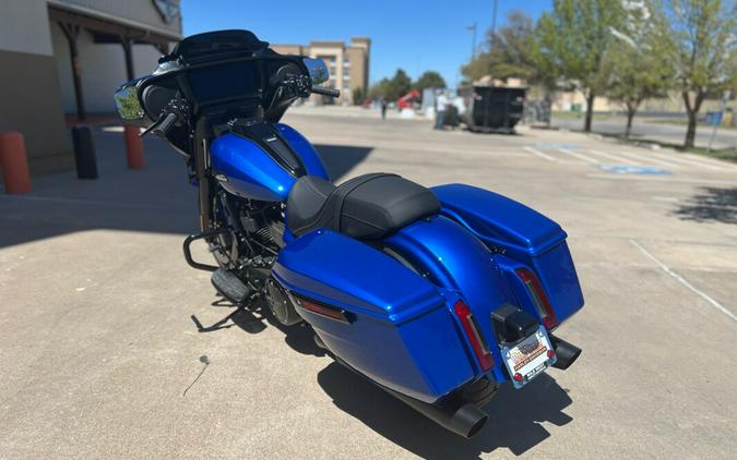 2024 Harley-Davidson® Street Glide® Blue Burst - Black Finish