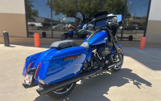 2024 Harley-Davidson® Street Glide® Blue Burst - Black Finish