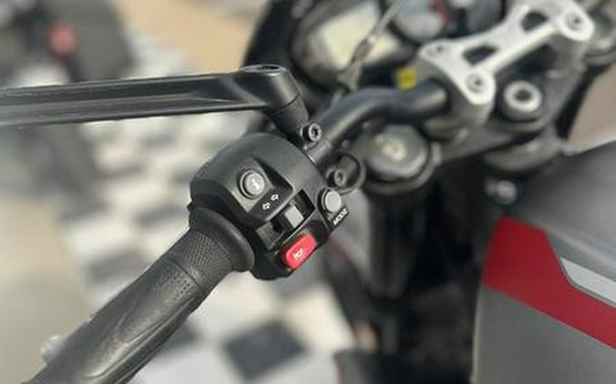 2020 Triumph Street Triple R Low Matte Silver Ice