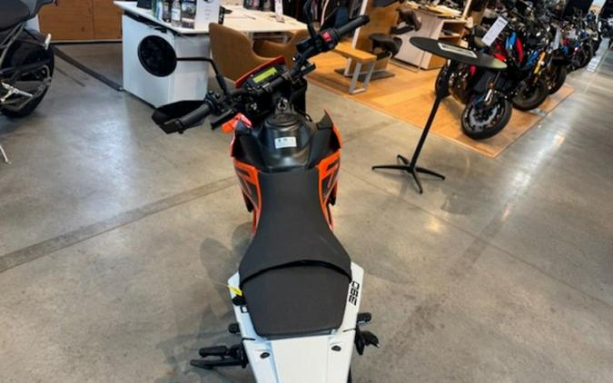 2026 KTM 390 Enduro R